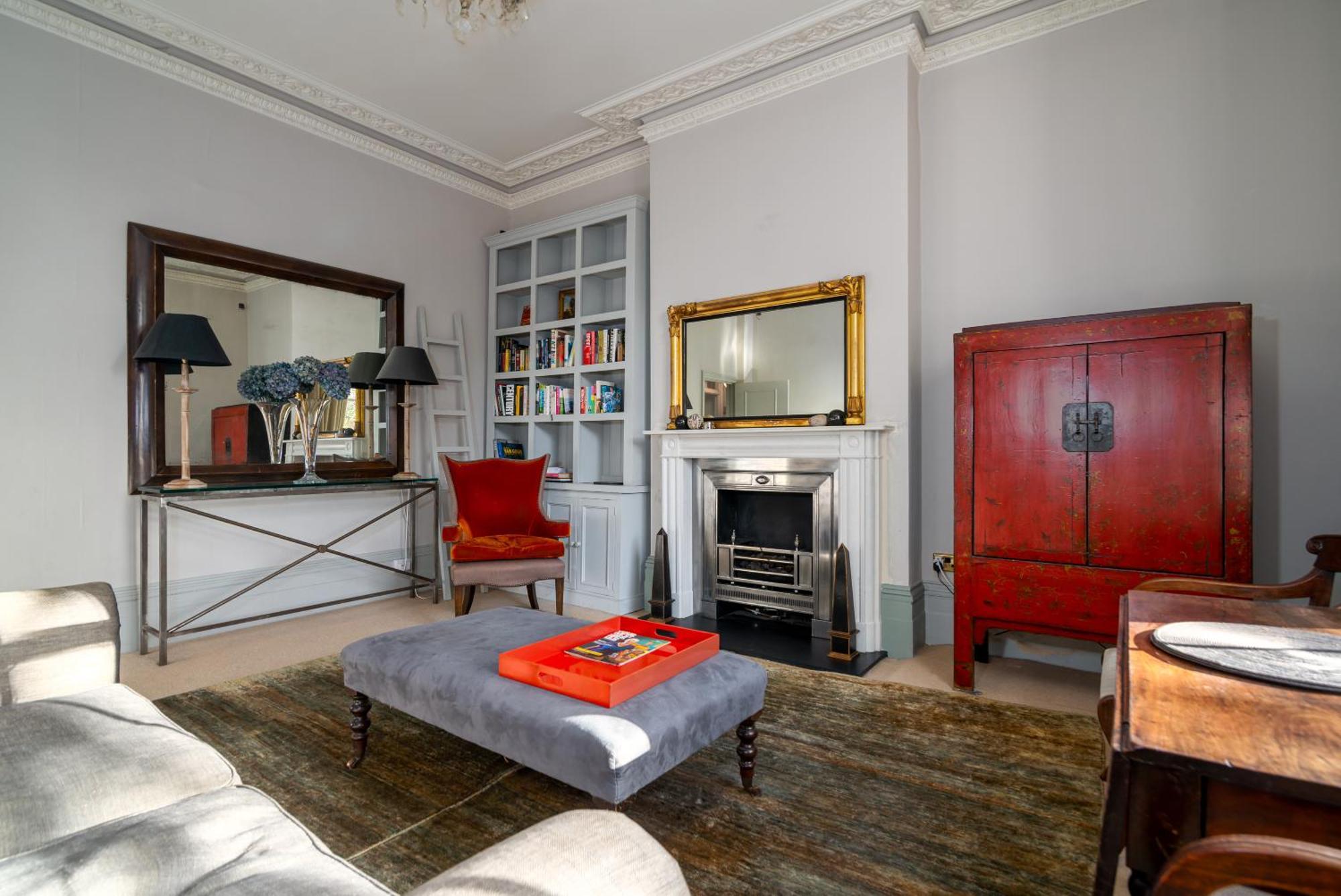 Апартаменты Stunning Flat In Little Venice Opposite The Canal Лондон